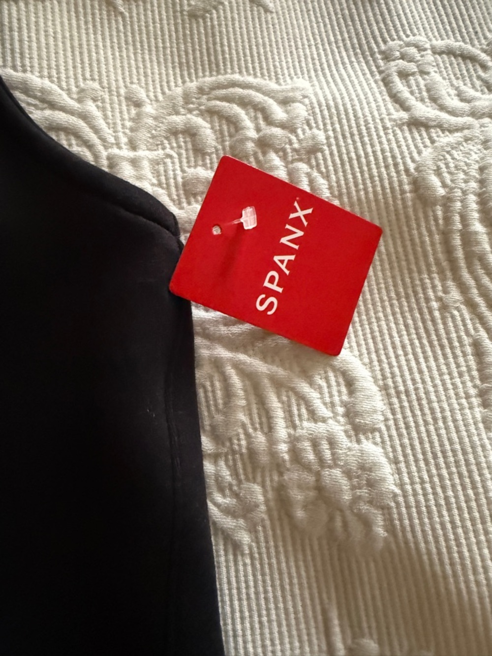 SPANX Women's Black Sleeveless Mock Neck Top Size M NWT - Picture 2 of 4